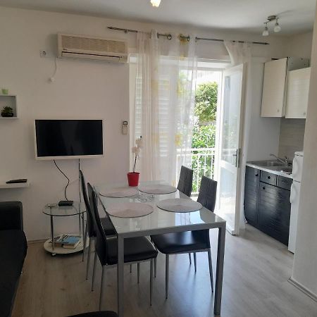 Apartment Roky Хвар Экстерьер фото
