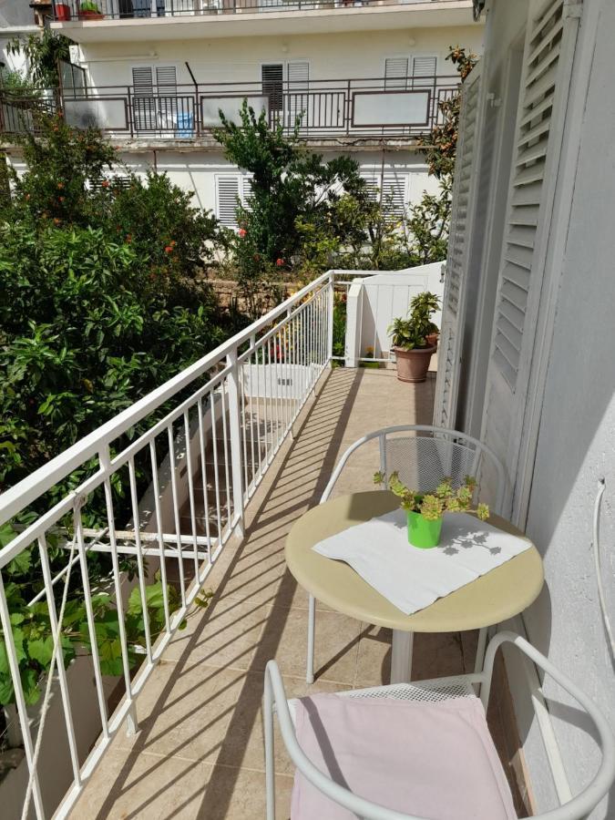 Apartment Roky Хвар Экстерьер фото