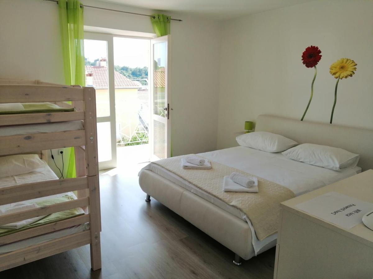 Apartment Roky Хвар Экстерьер фото