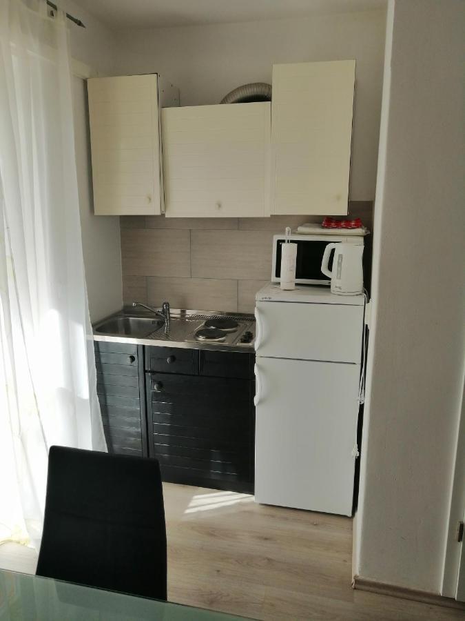 Apartment Roky Хвар Экстерьер фото